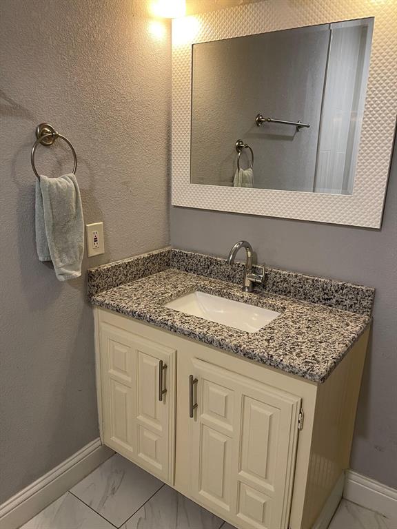 White Rock Village 02 - Residential