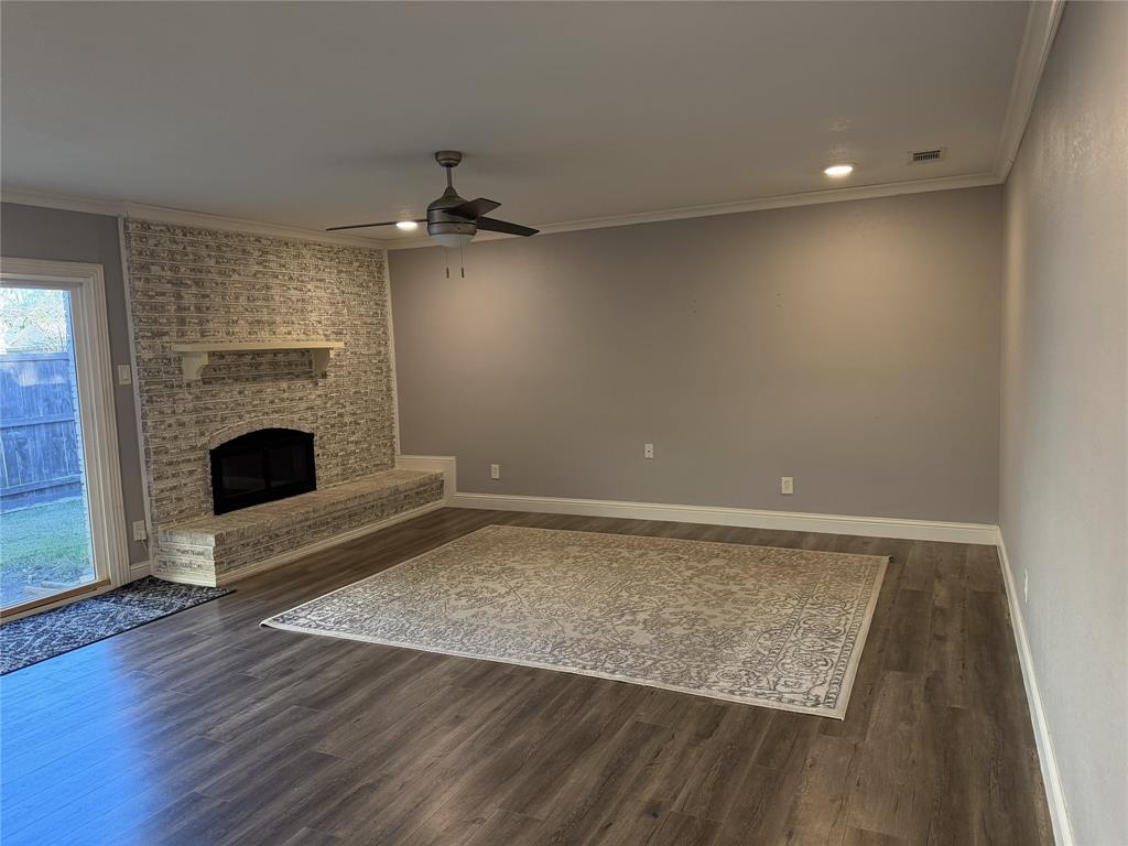 White Rock Village 02 - Residential