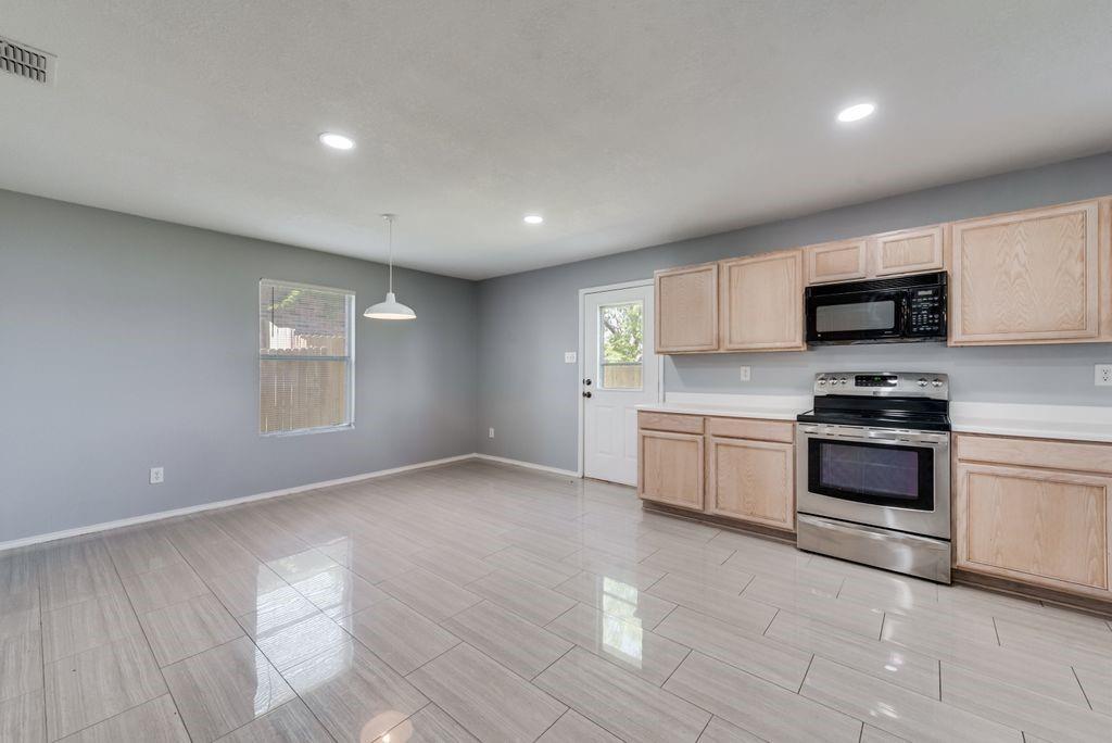 Creek Hollow Ph 1 - Residential Lease