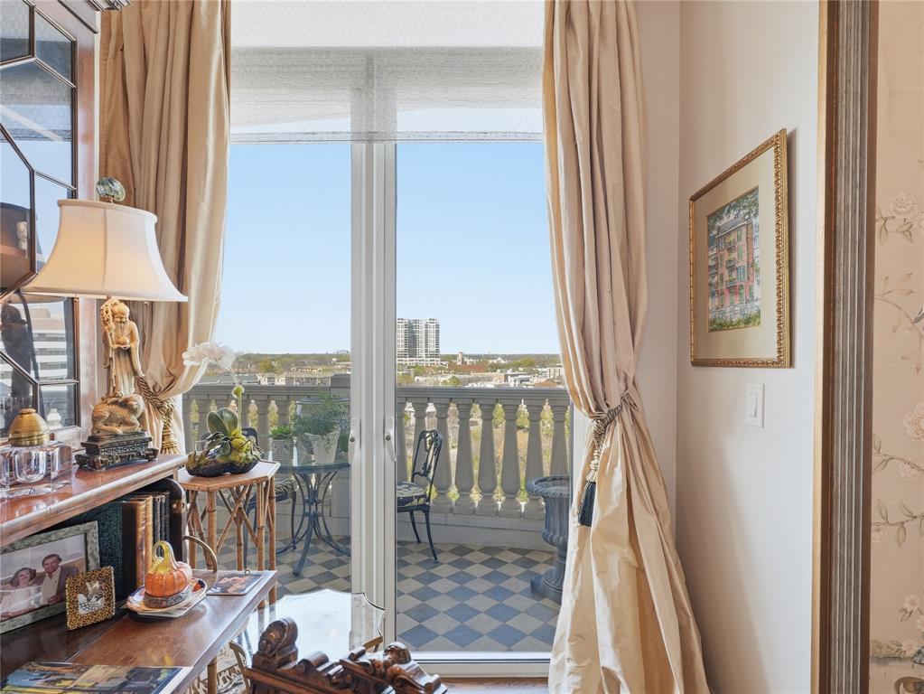 3505 Turtle Creek Boulevard 9G