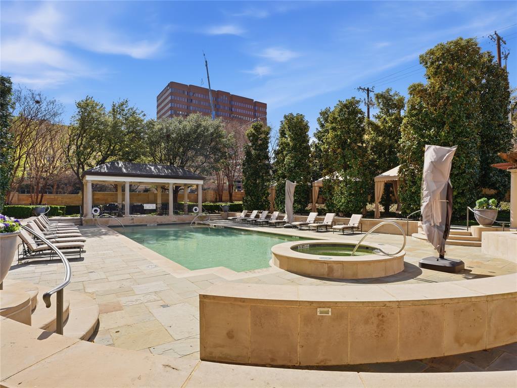 Vendome On Turtle Creek Condo - Residential