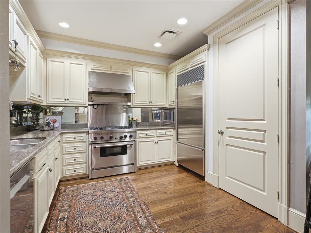 Vendome On Turtle Creek Condo - Residential