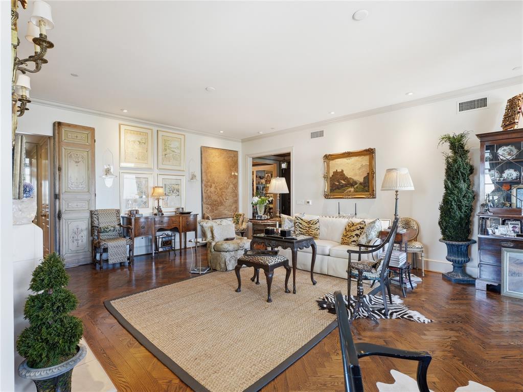 Vendome On Turtle Creek Condo - Residential