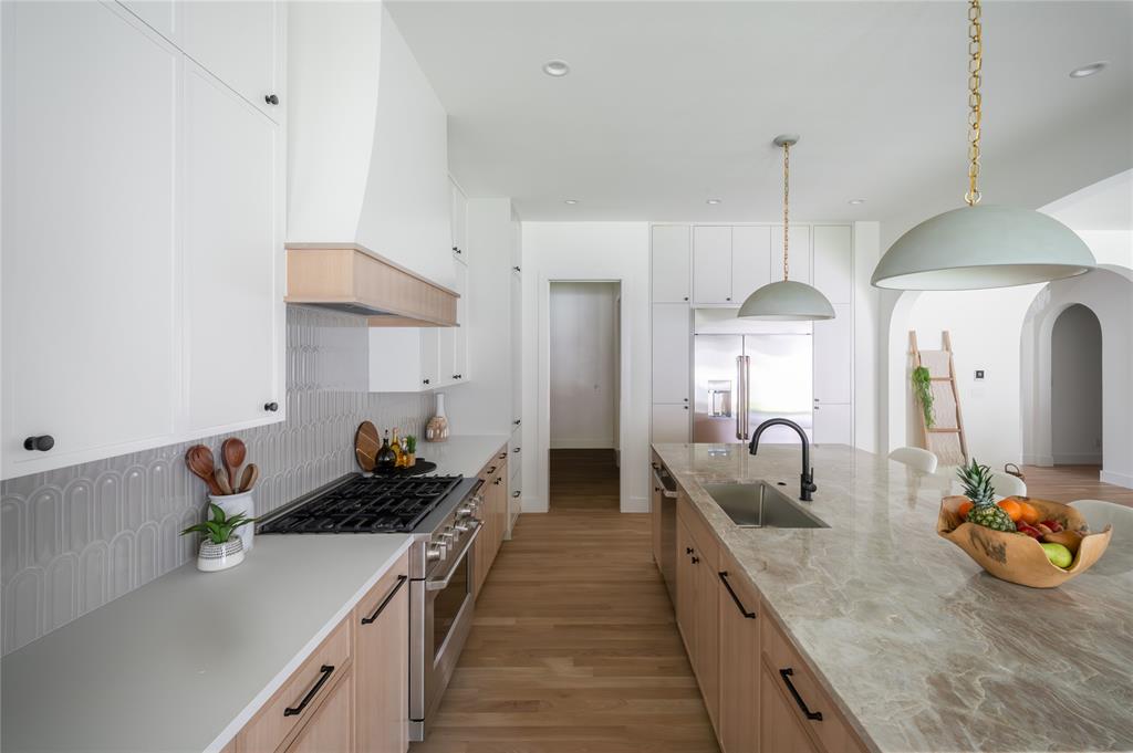 WHITE ROCK FORREST - Residential
