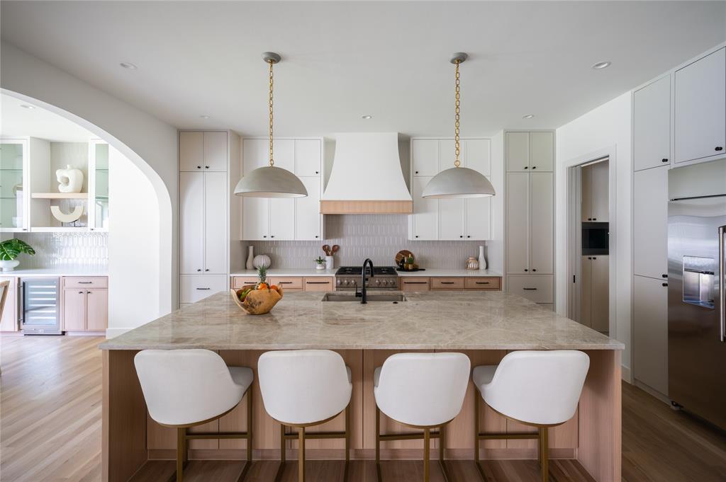 WHITE ROCK FORREST - Residential