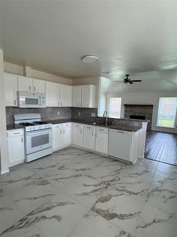 Russell Creek Ph III - Residential Lease