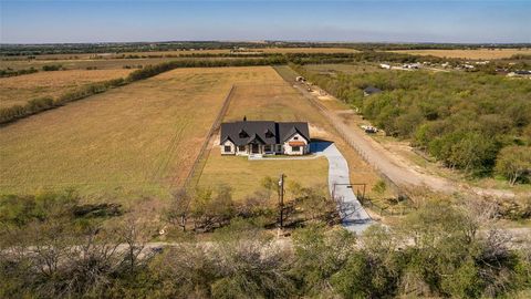 A home in Krum