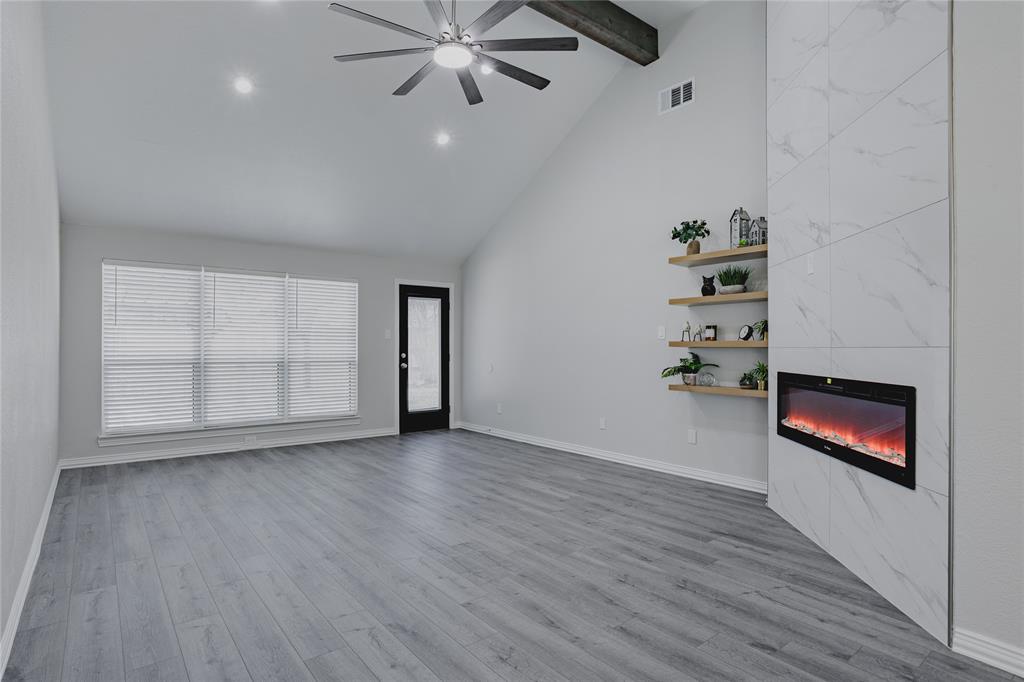 Ridgecrest 01 - Residential