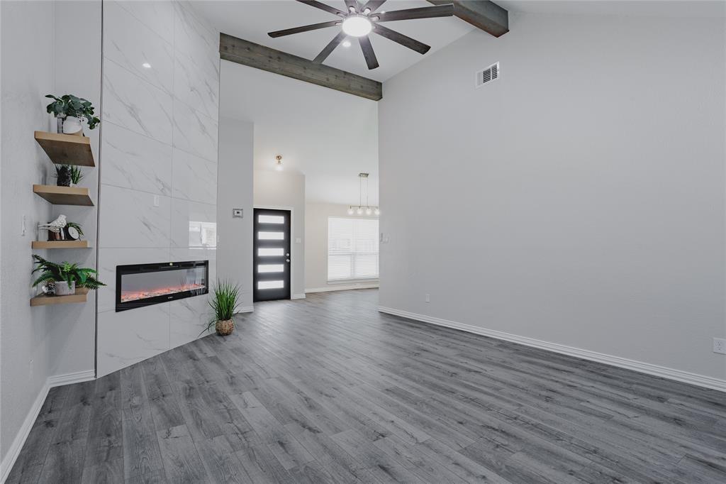 Ridgecrest 01 - Residential