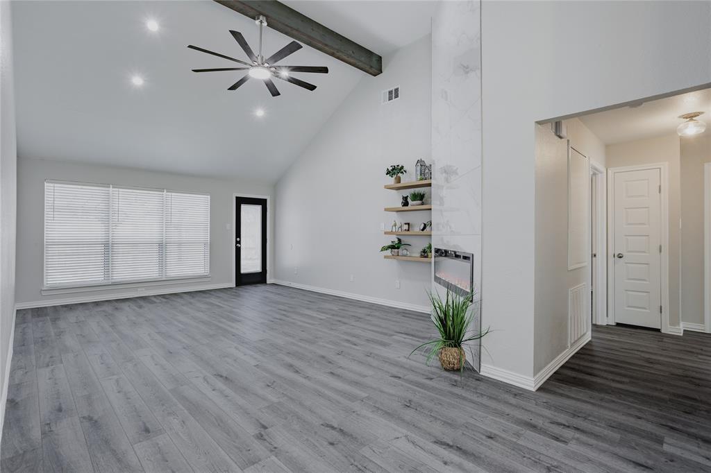 Ridgecrest 01 - Residential