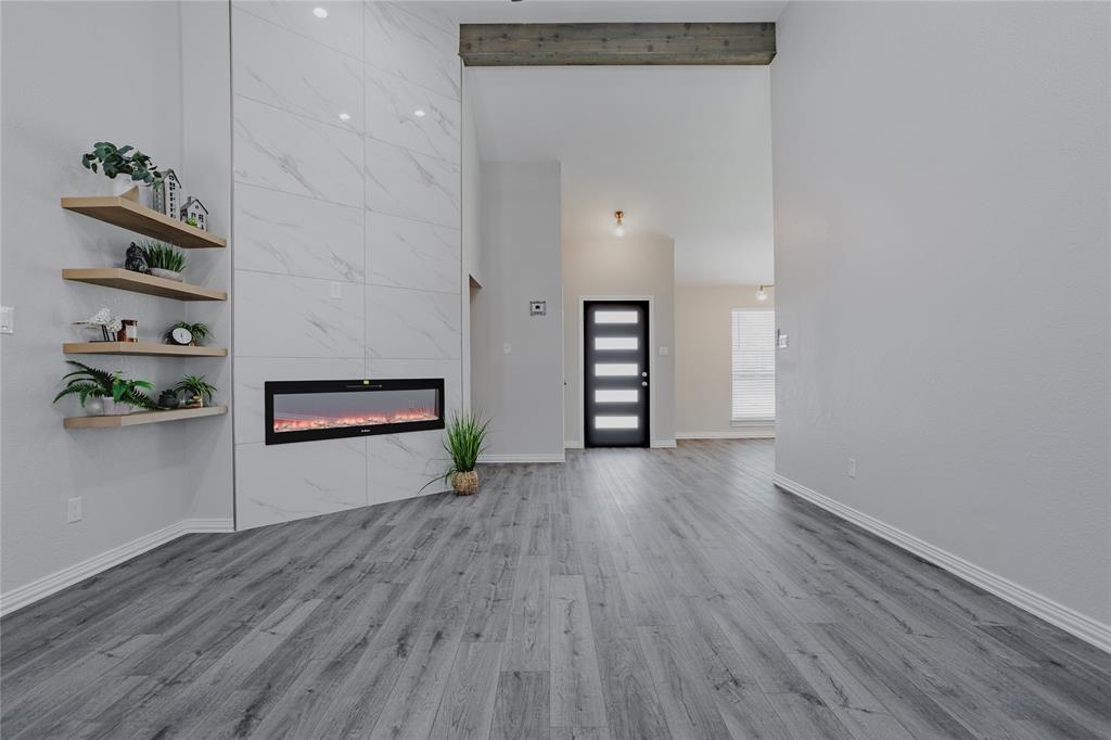 Ridgecrest 01 - Residential