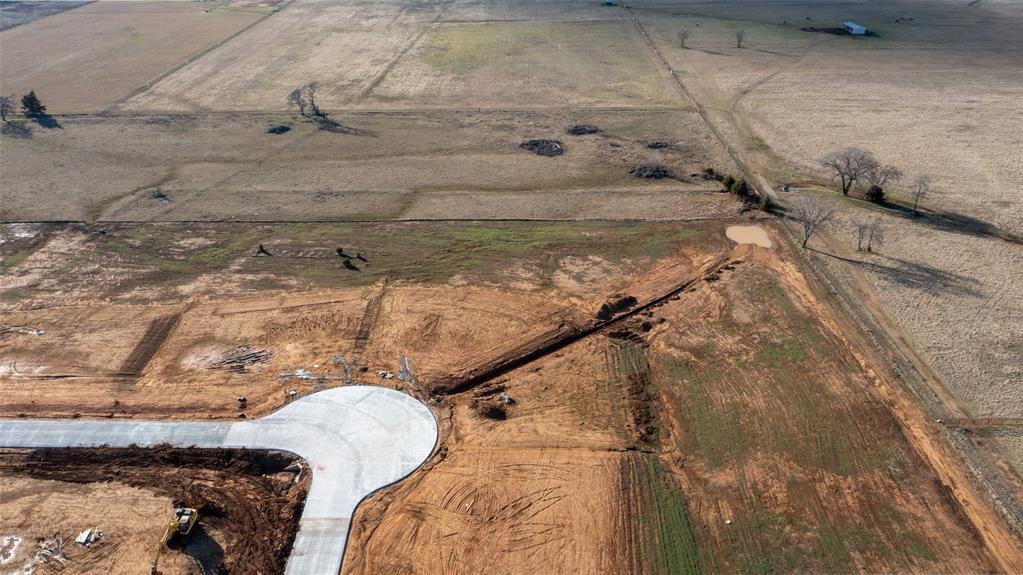 DIXIE ESTATES - Land