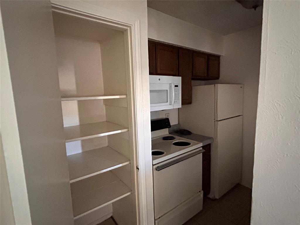 Royal Lane Highlands Condos - Residential