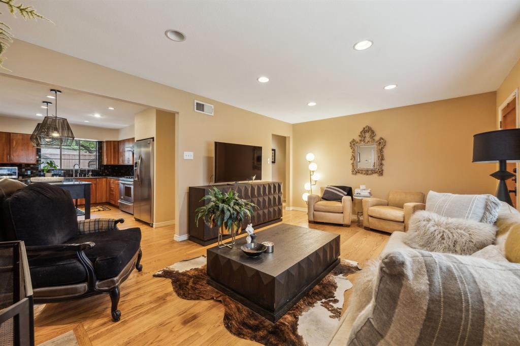 9834 Carnegie Drive