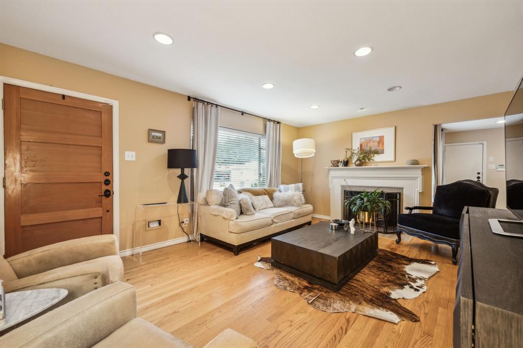 9834 Carnegie Drive