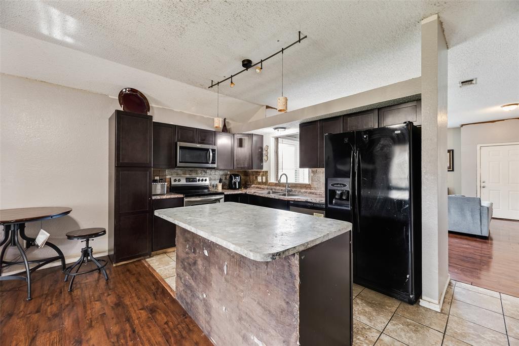 1205 Candlenut Court