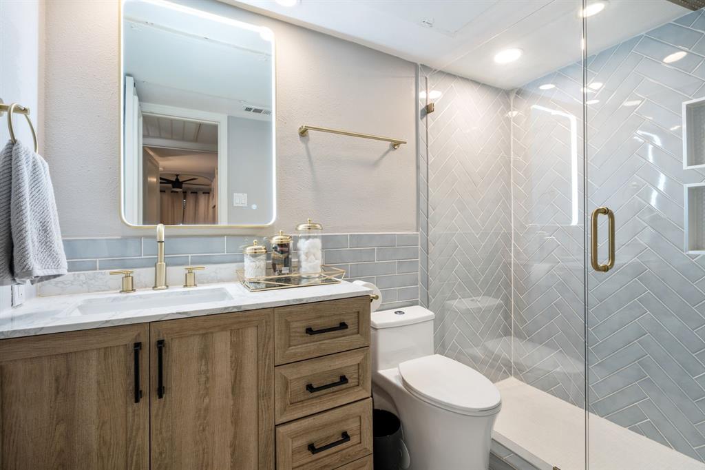 El Camino Real Condo - Residential