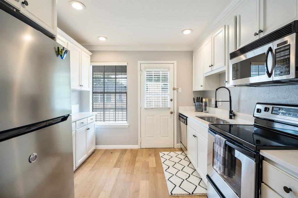 El Camino Real Condo - Residential