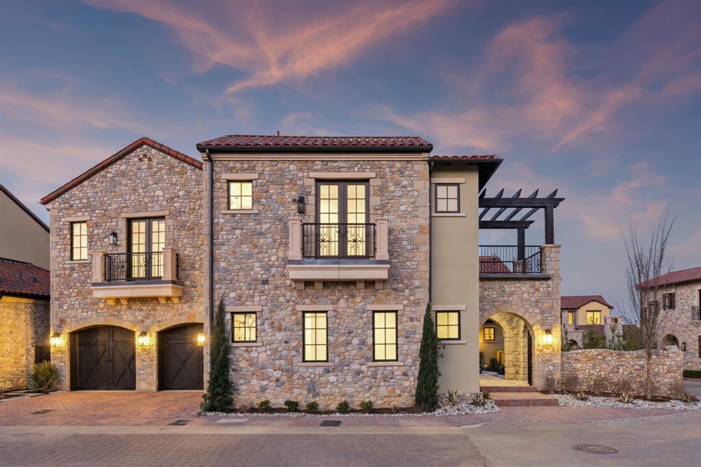 10 Catalonia Drive