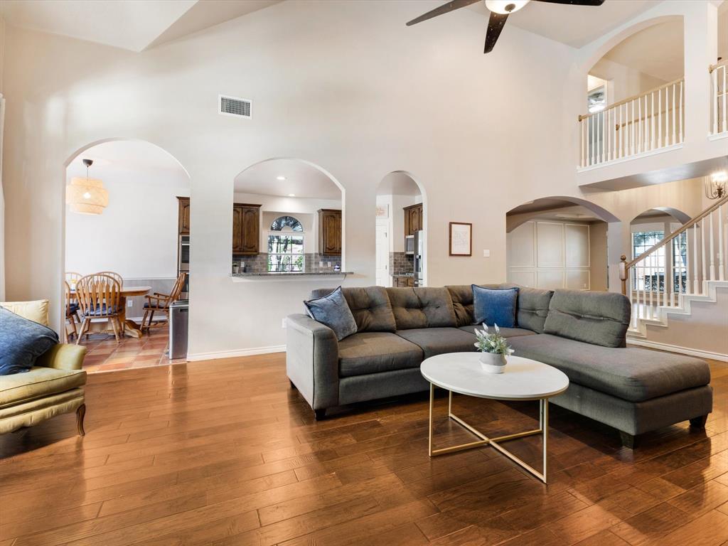 809 Stanford Drive