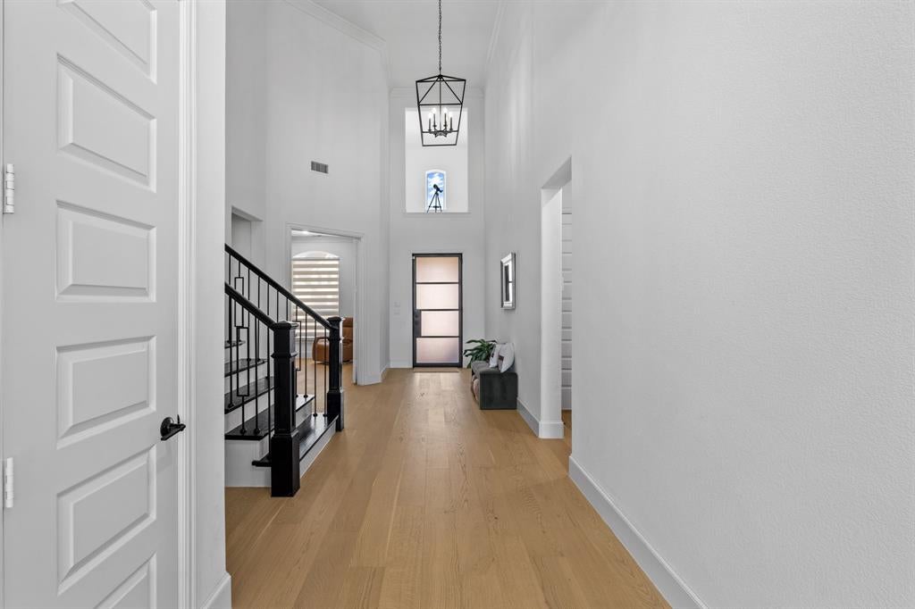 2541 Forestbrook Drive