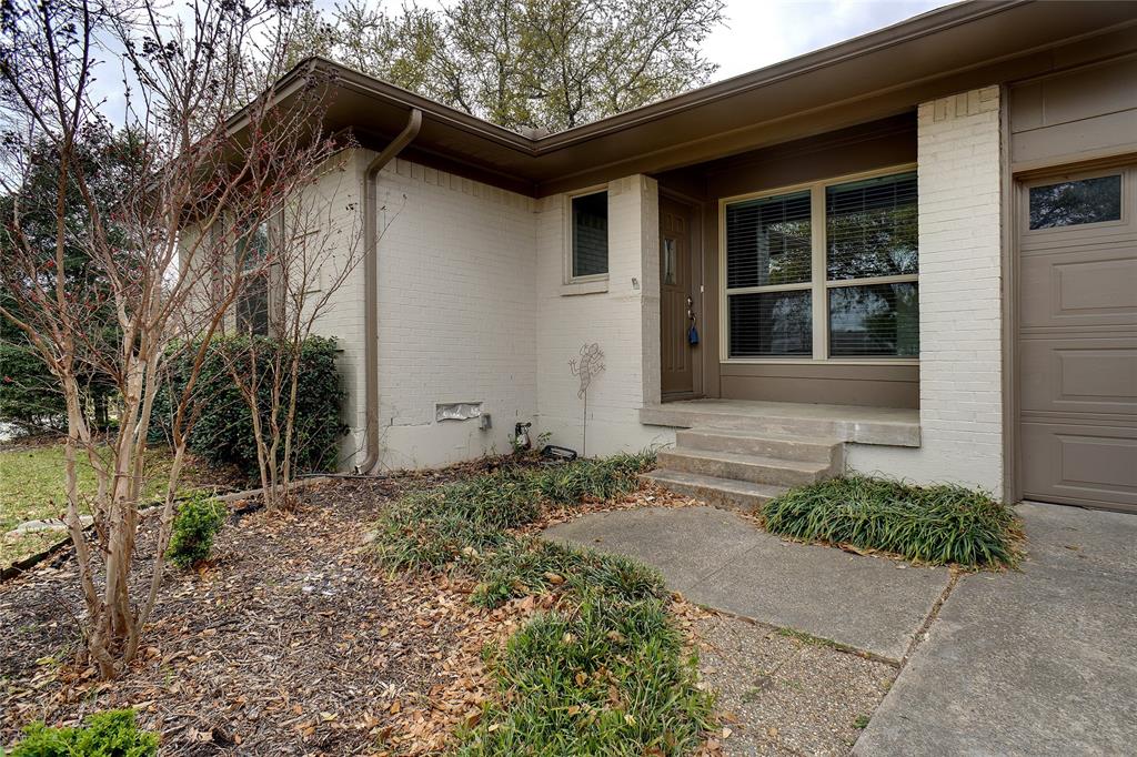 1201 Lorrie Drive