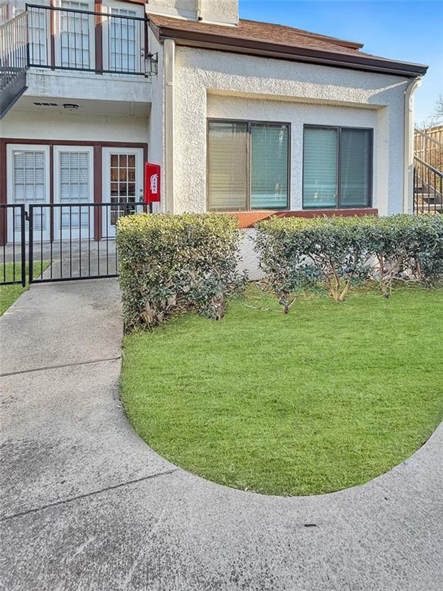 $300 off 1st Month’s Rent!!!!! Beautifully Updated 2-Bedroom Condo in North Dallas!

Welcome home to 13219 Emily Road #4101 — a bright and modern 2-bedroom, 1.5-bath condo that’s full of charm and thoughtful upgrades.



You’ll love the open and airy living space featuring a gorgeous floor-to-ceiling stone fireplace, perfect for cozy nights in. The kitchen is fully upgraded with granite countertops, brand-new appliances, and plenty of cabinet space for all your cooking needs.



Both bedrooms are spacious and full of natural light, and the bathrooms feature a modern design with a relaxing soaking tub! A stackable washer and dryer are also included right in the unit!



Step outside and enjoy your private gated front porch — perfect for morning coffee or an evening cocktail.



Located in a quiet, gated community, you’ll have access to a sparkling community pool, a garage, and guest parking. Water and trash are included in rent.



You’ll be just minutes from Downtown Dallas, the Galleria Mall, and tons of great restaurants, shops, and offices.



This condo has everything you need — modern updates, a great location, and a welcoming feel. Don’t miss out — come see it for yourself!