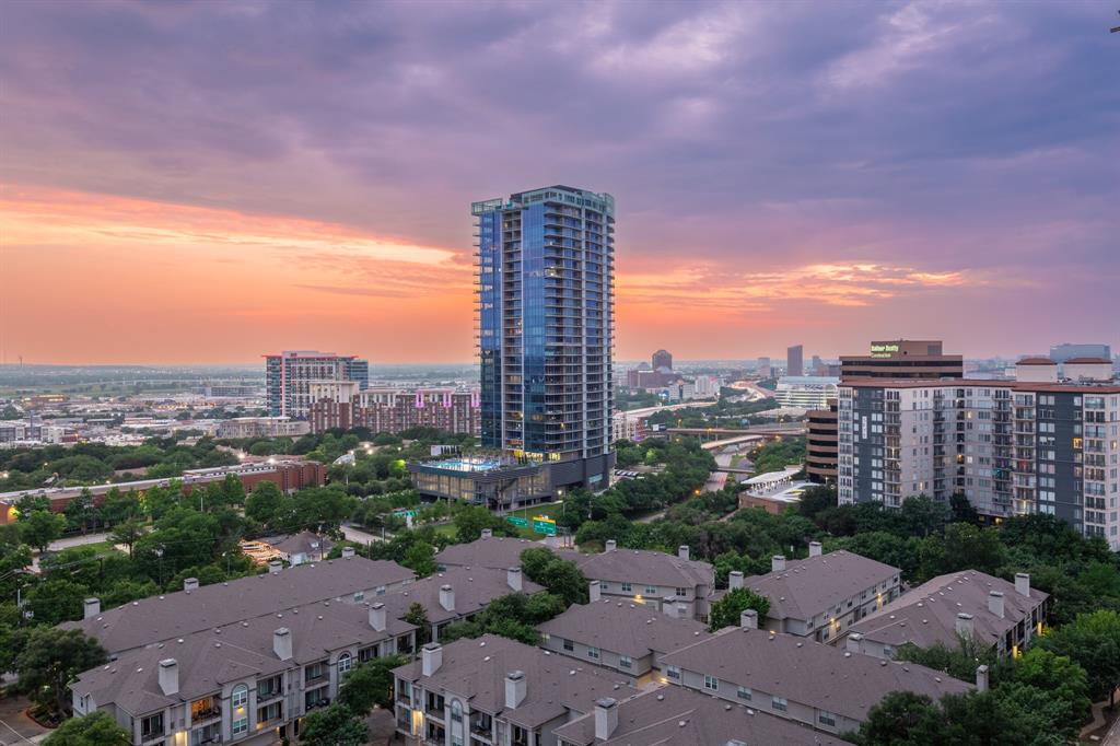 Stoneleigh Residences - Residential