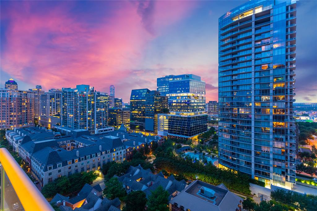 Stoneleigh Residences - Residential