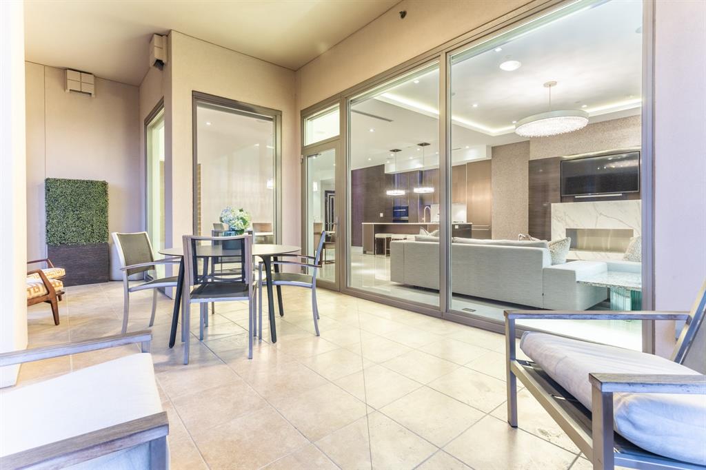 Stoneleigh Residences - Residential