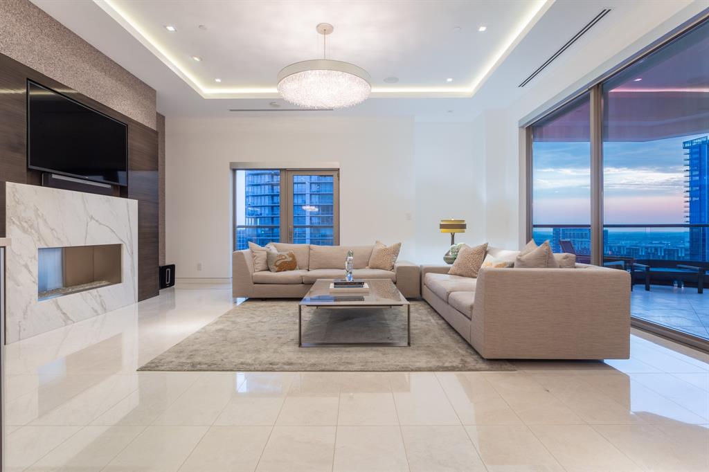 Stoneleigh Residences - Residential