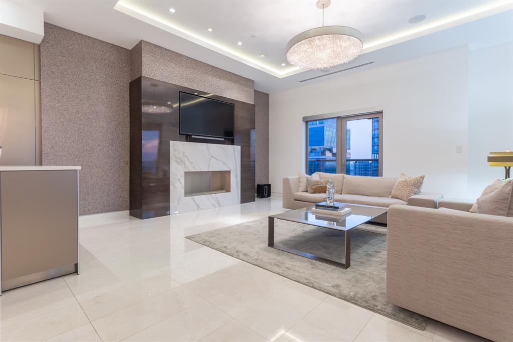 Stoneleigh Residences - Residential