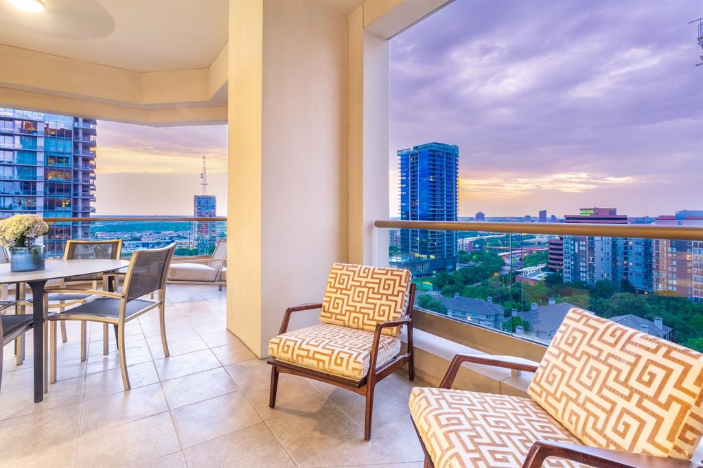 Stoneleigh Residences - Residential