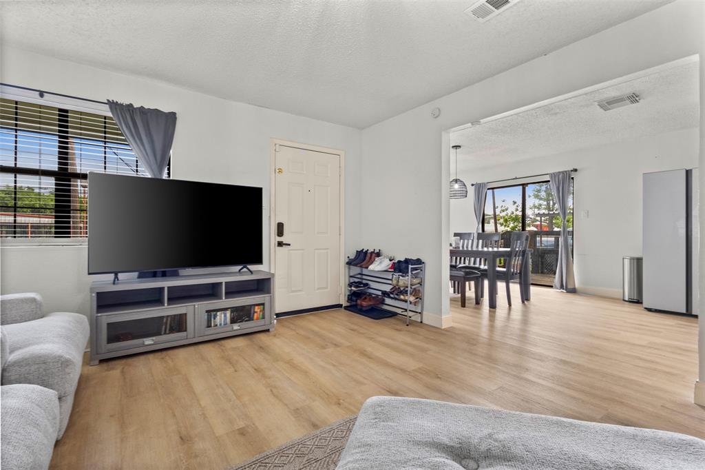 Westwood 02 - Residential