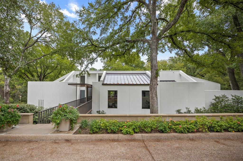 2103 Indian Creek Drive