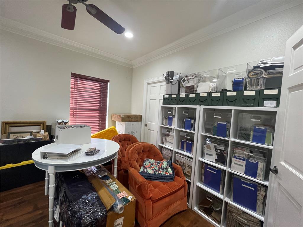 S4977 SOUTH FORTY ADD, PH II - Commercial Lease