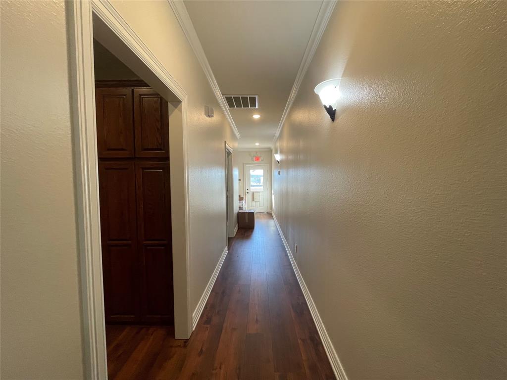 S4977 SOUTH FORTY ADD, PH II - Commercial Lease