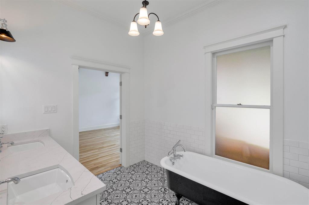 Junius Heights - Residential