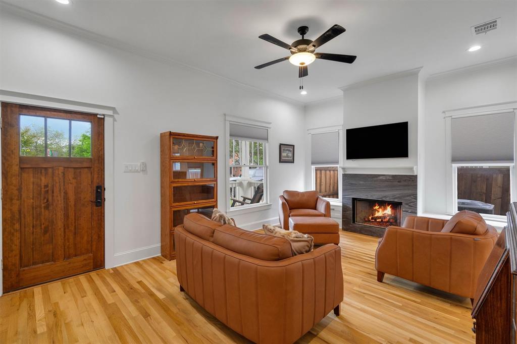 Junius Heights - Residential