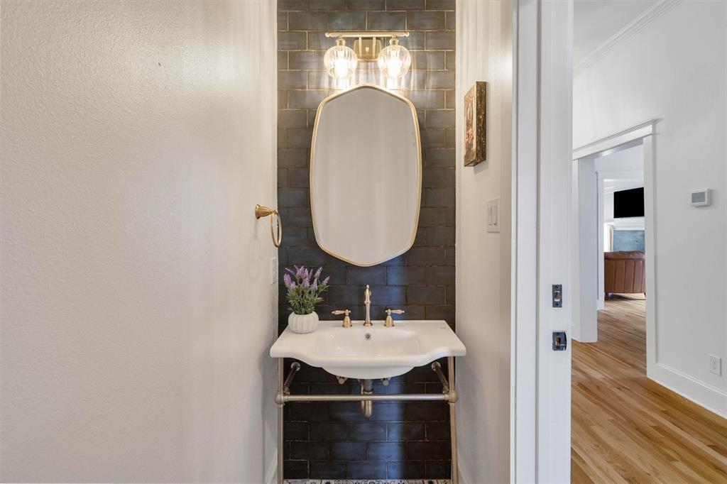 Junius Heights - Residential