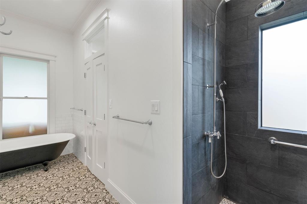 Junius Heights - Residential