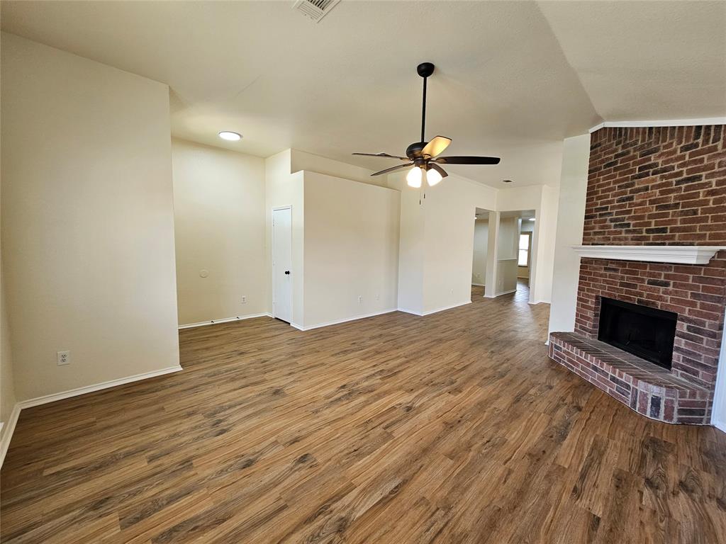 909 Simon Drive