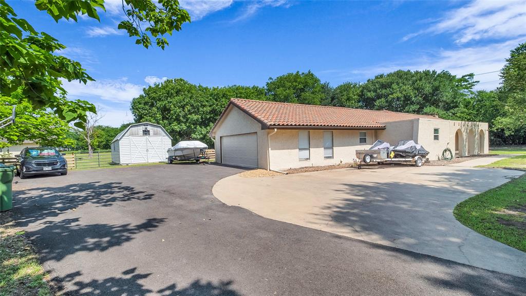 6600 Estados Drive