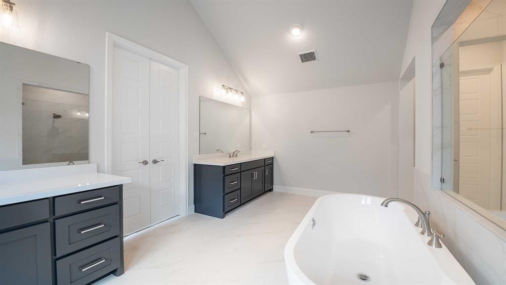 Myrtle Creek - Residential