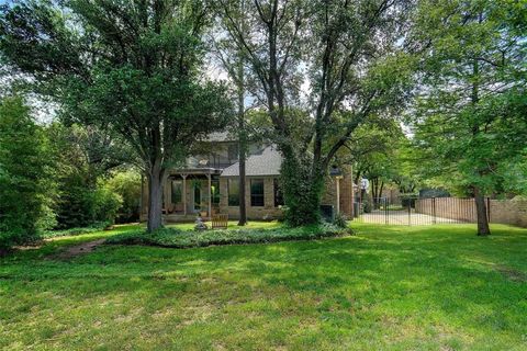 A home in Burleson