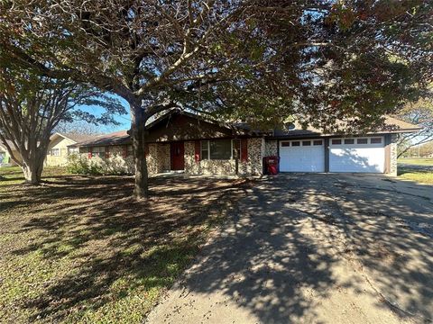 A home in Van Alstyne