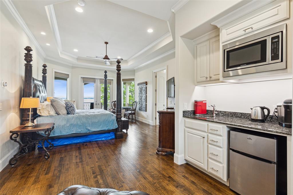 The Shores Of Lakewood Village - Residential