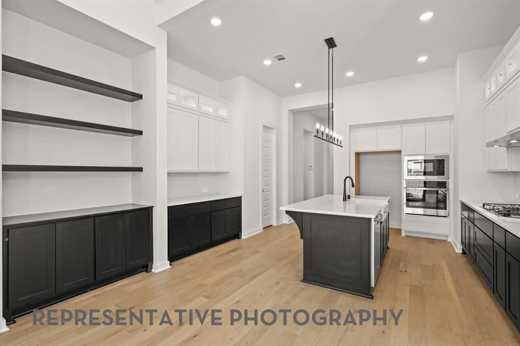 1613 Thicket Hill Drive