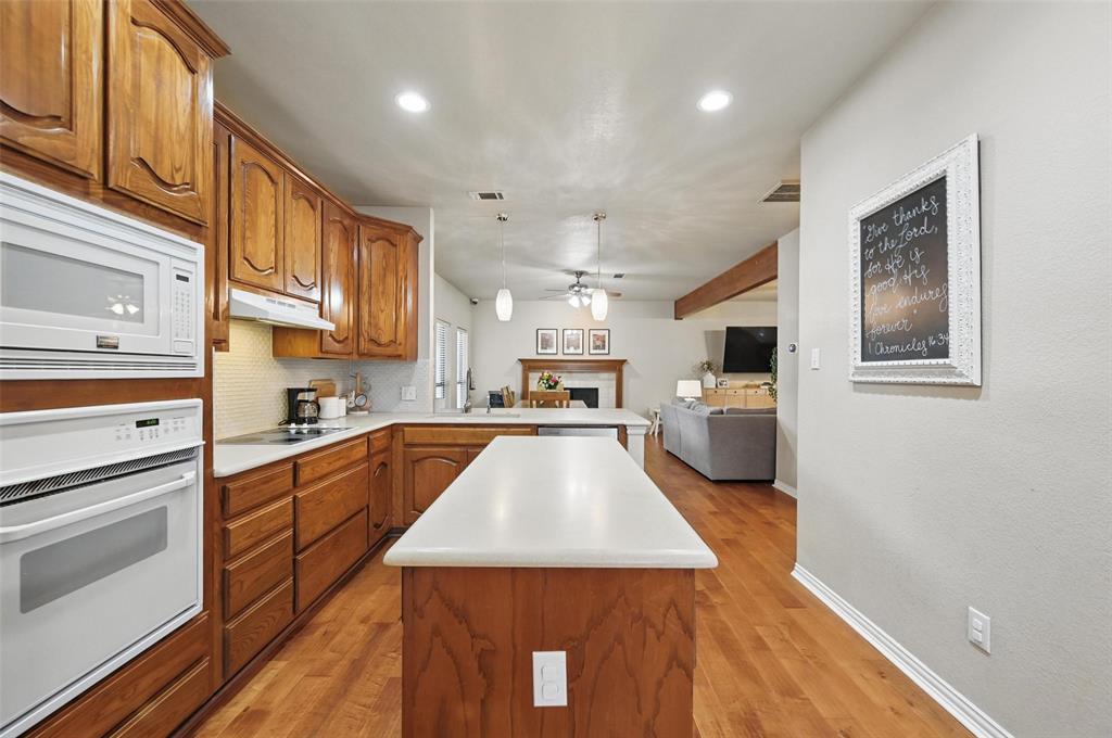 1323 Dahlia Drive