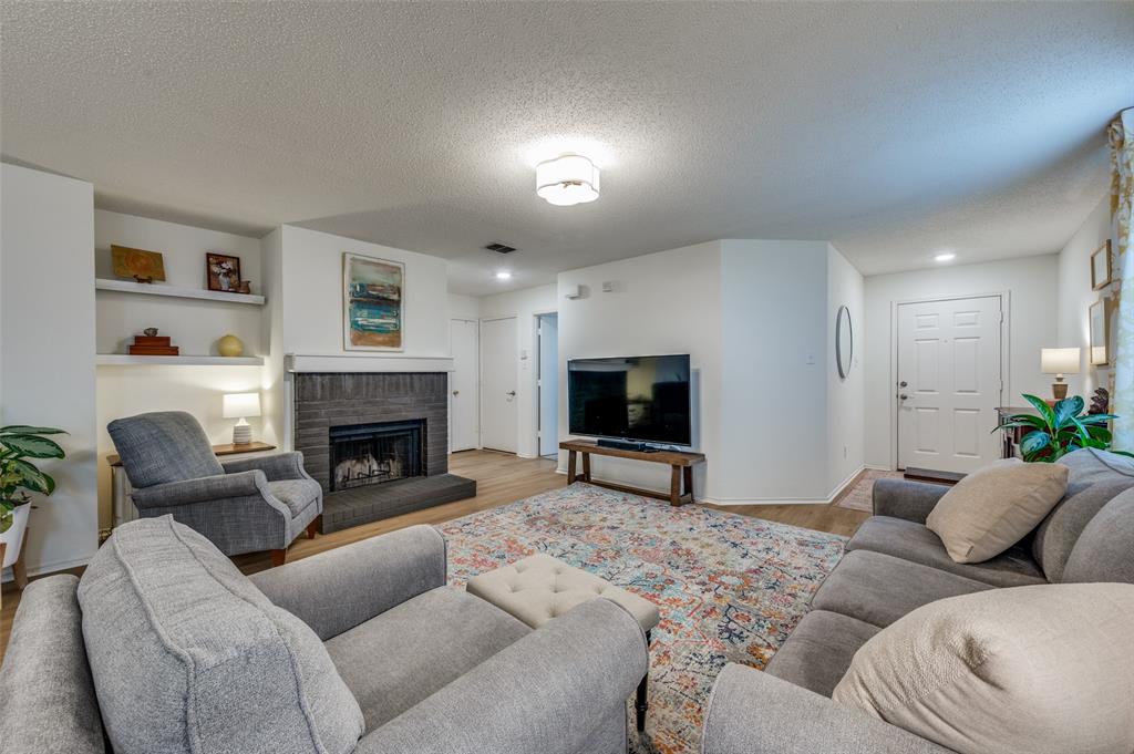 5505 Pandale Valley Drive